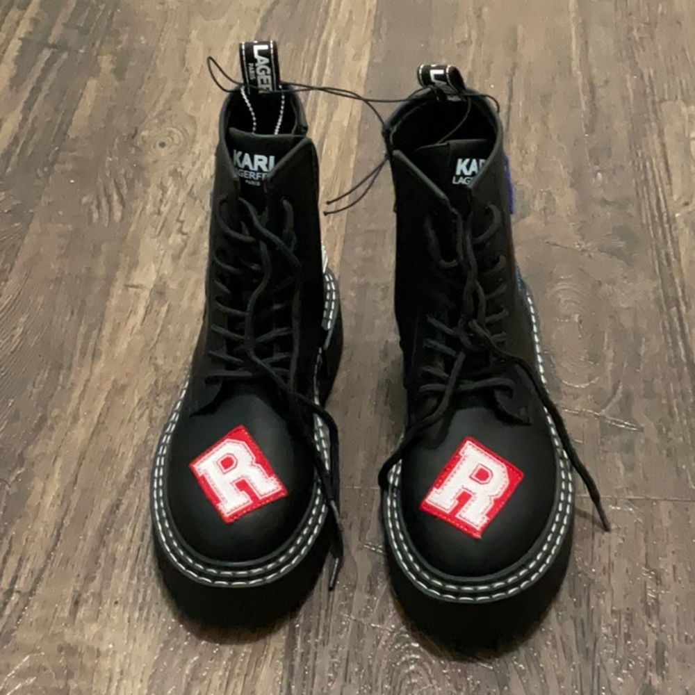 NWOT Karl Lagerfeld Paris unisex combat boots, size 6M 7.5/8 W color black